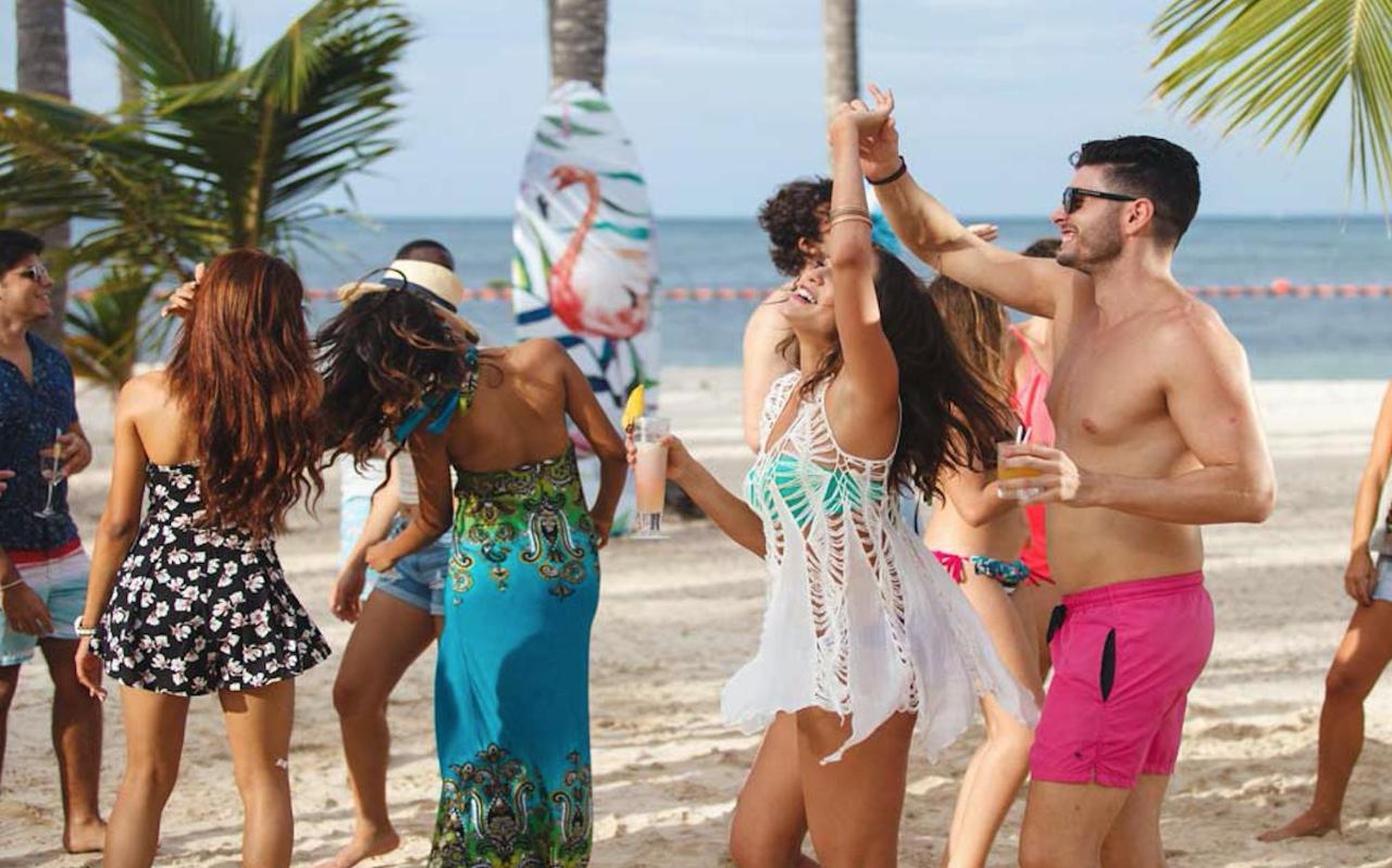 Grand Caribe Beach Club And Spa - Playa Los Coralesプンタ・カナ エクステリア 写真